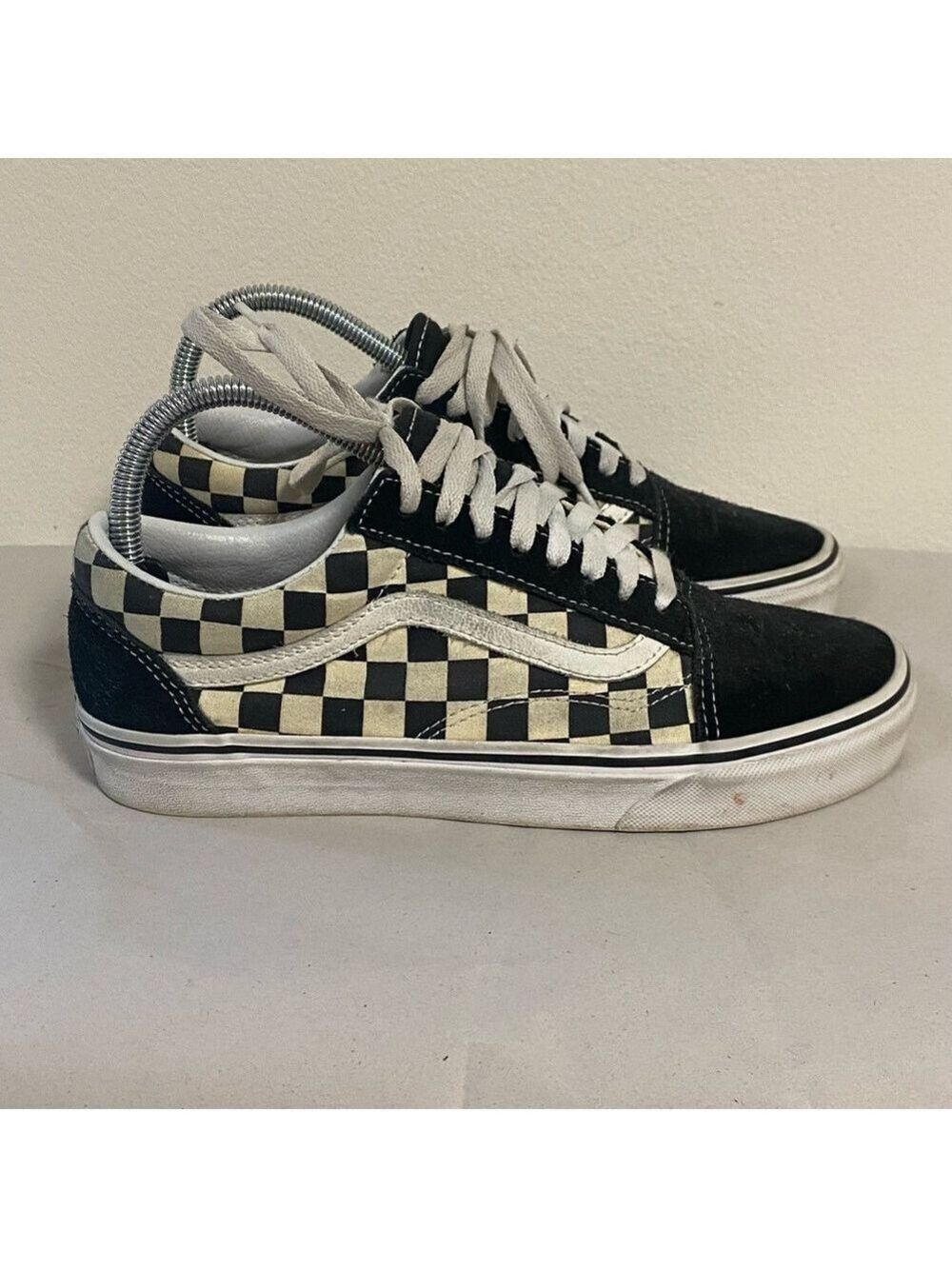 Vans Sneaker Men’s 6.5/W 8 Black & Cream Old Skool Checkerboard Sneakers